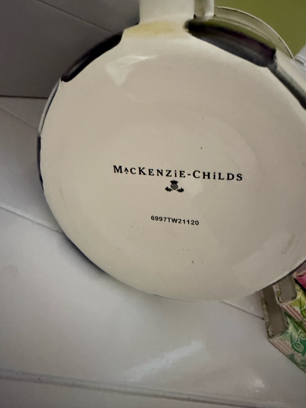 MacKenzie-Childs Courtly Check 7 Cup Measuring Cup - Picture 3 of 5